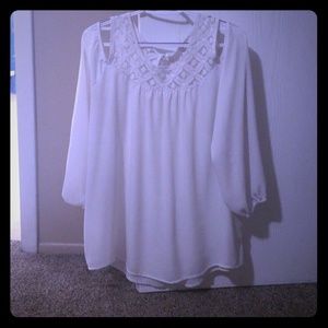 Quarter sleeve blouse